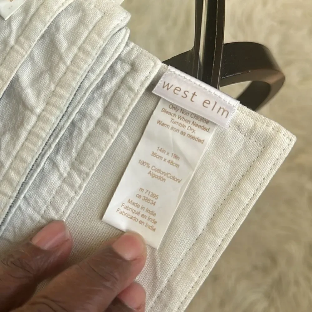 West Elm Rectangular Cotton 6 Placemats & Table Runner Decor